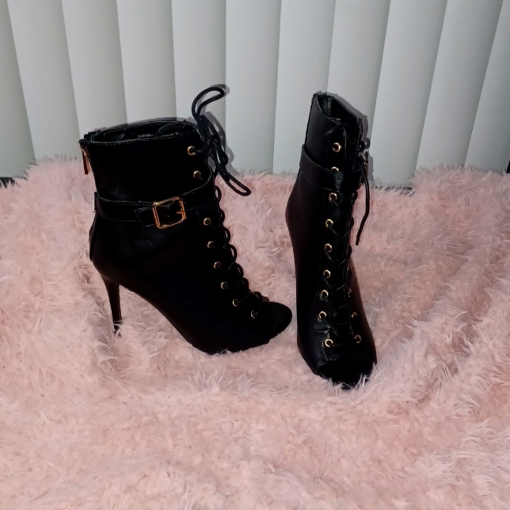 Peep Toe Boots